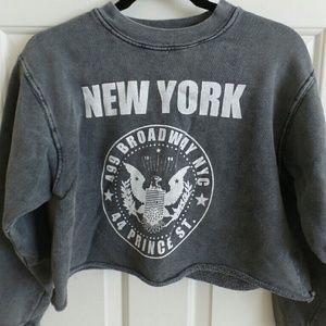 Brandy Melville/John Galt Crop sweatshirt