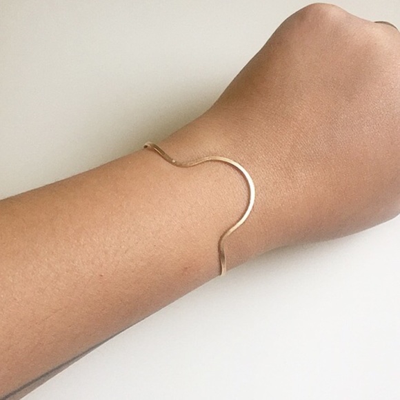 Beora 14K Gold Fill Rise Cuff - Picture 2 of 3