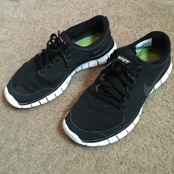 Nike Free Runs