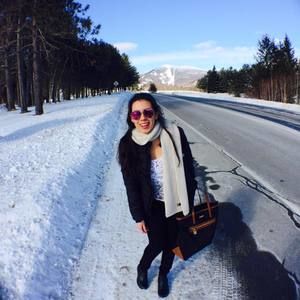 Meet your Posher, Pierina