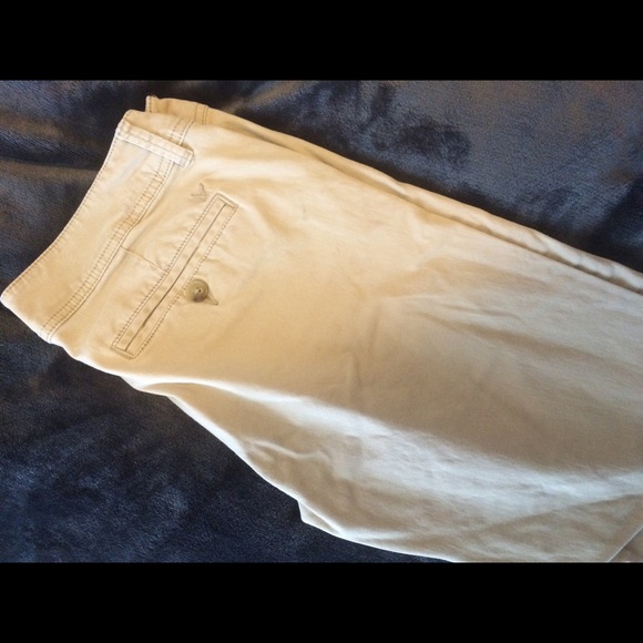 Khaki American eagle pants