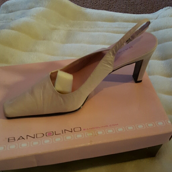 Heels - Picture 2 of 3