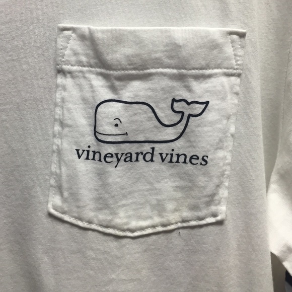 Men's vineyard vine shirt