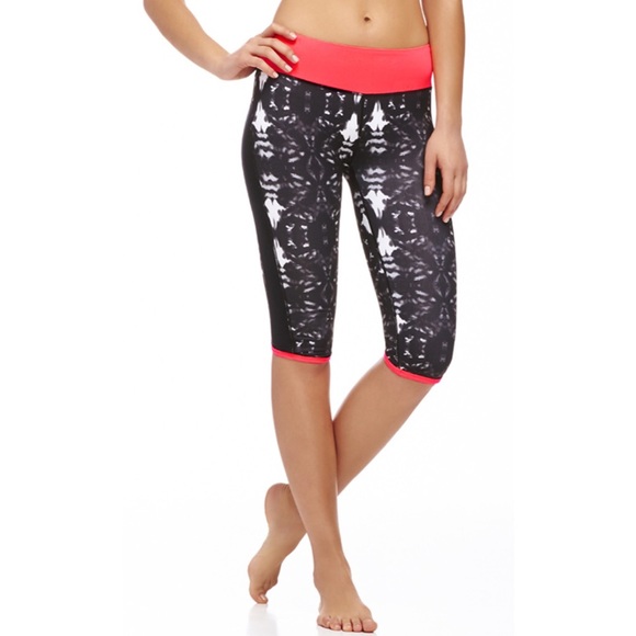 Fabletics rio run crops