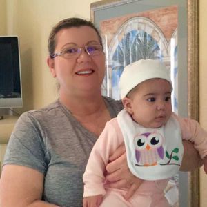 Meet your Posher, Dee dee