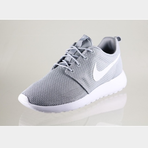 Nike Shoes - ISO!!!