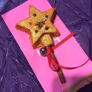 Lush Magic of Christmas bubble bar