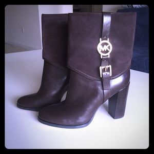 -S O L D- Make an offer! Brand new MK Boots