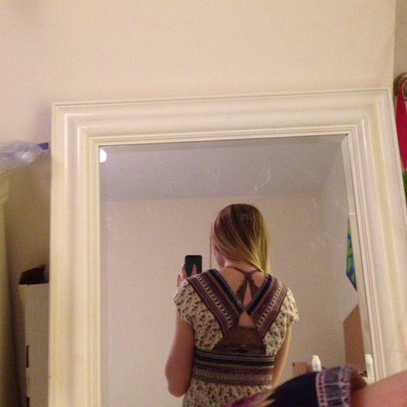 Top - Picture 3 of 3