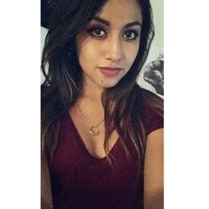 Meet your Posher, Oded