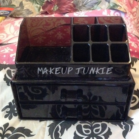 Make up organizer ( PRICE IS FIRM)