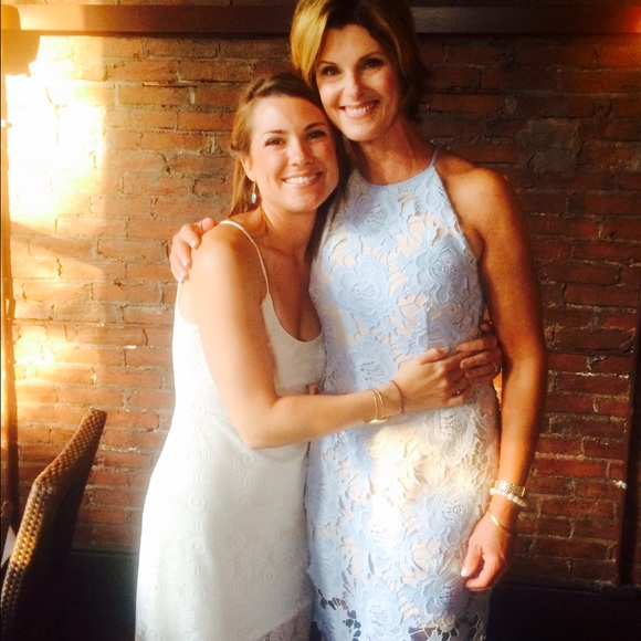 Meet your Posher, Lynne - Picture 3 of 4