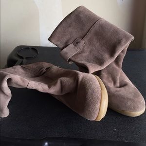 Suede midi boots