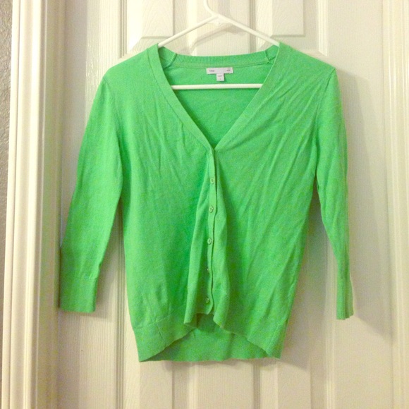 Button up women cardigan. Gap. Size small.