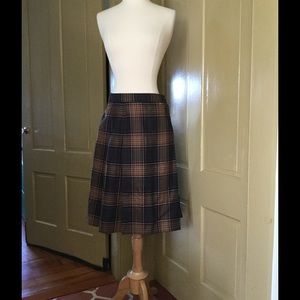 🍀 Plaid Skirt by J. Crew size 4