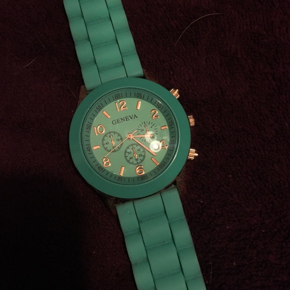NEW SILICONE TEAL WATCH