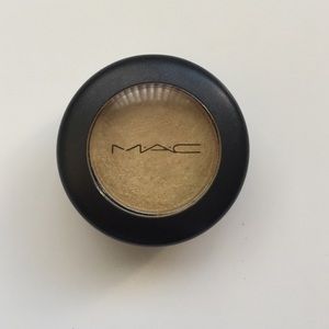 MAC eyeshadow