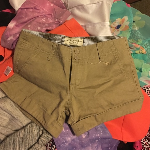 Abercrombie and Fitch khaki shorts. Size 0