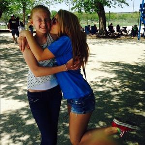 Meet your Posher, Alexandria