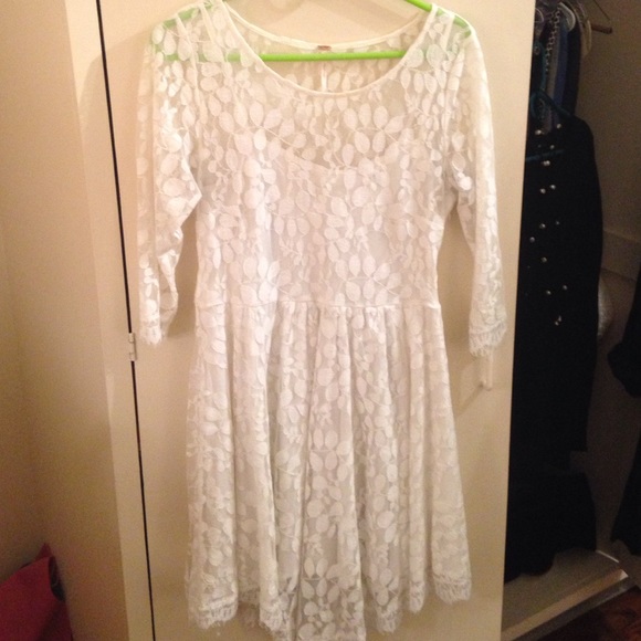 Free People White long sleeve Lace Dress Sz 8