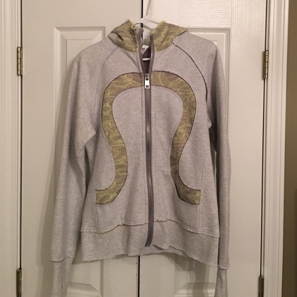 👀reduced👀 Lululemon Scubba Hoodie