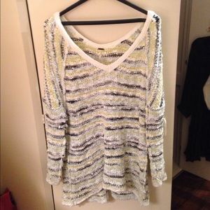 ✨SALE✨ Free People V Neck Striped Sweater Sz M