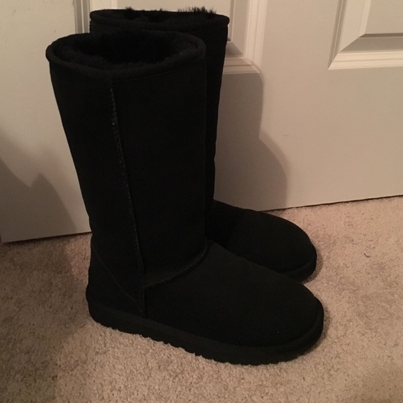 Black uggs