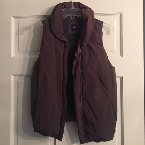 Gap Puff Vest