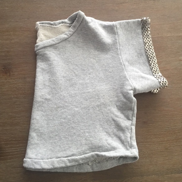 Lush Brand Cropped Top - Picture 2 of 2