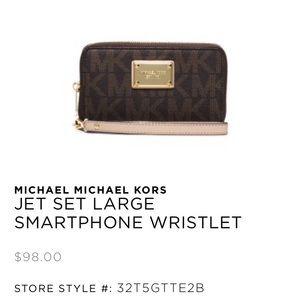 Michael Kors Smartphone Wristlet