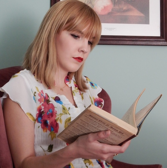 Meet your Posher, Andrea - Picture 5 of 5