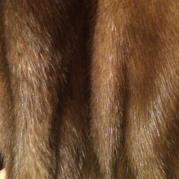 real mink fur coat- like new! Custom made. - Picture 4 of 8
