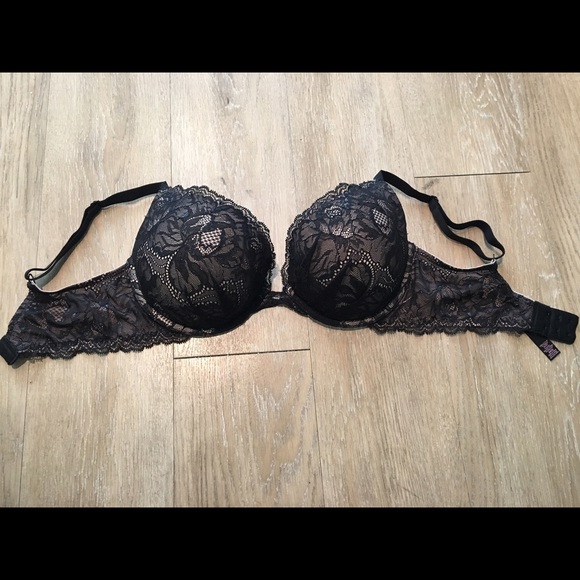 All over Black Lace Bra