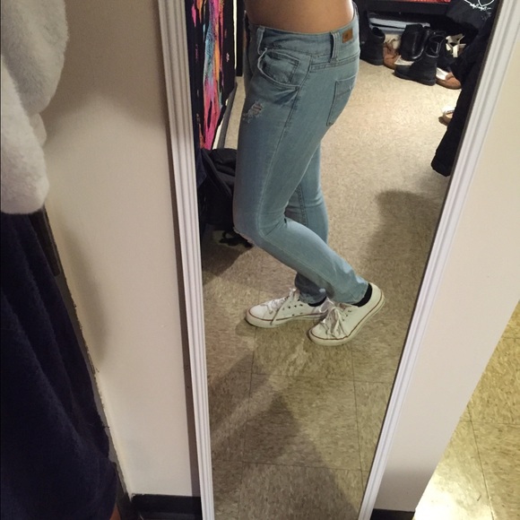 Jeans - Picture 2 of 3