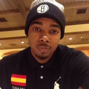 Meet your Posher, Devin