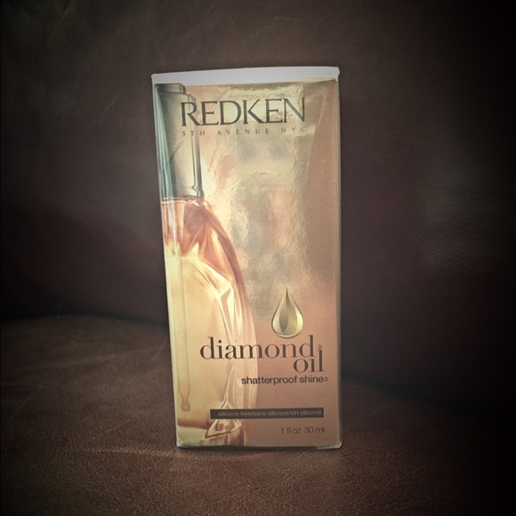 Redken Diamond Oil Shatterproof Shine