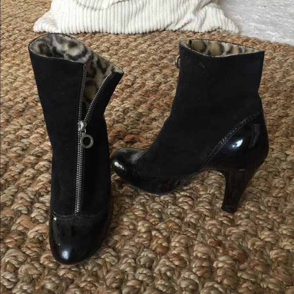 Marc Jacobs Black Ankle Heel Boots