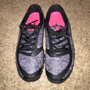Nike grey and black free run 5.0 sneakers