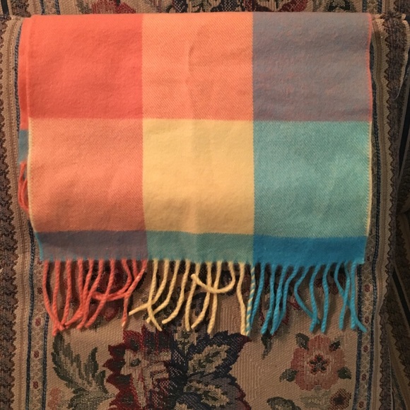 100% plaid cashmere scarf