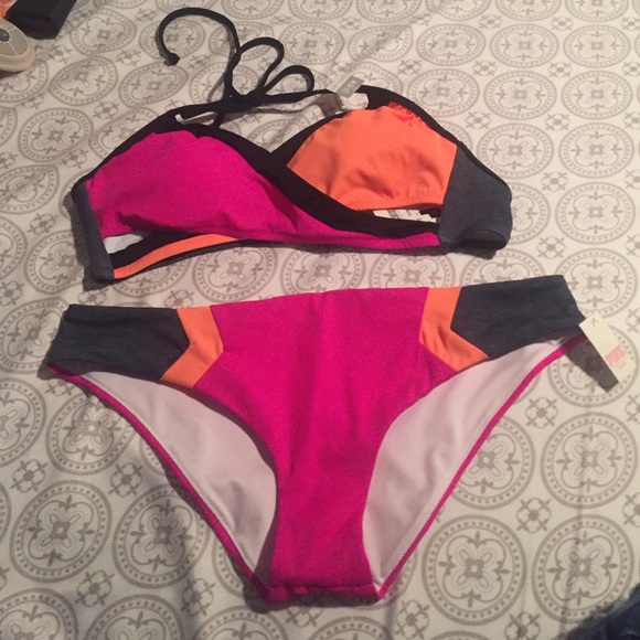 VS PINK Bikini Set