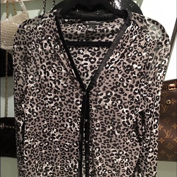 Inc leopard print women's  dress shirt size med!