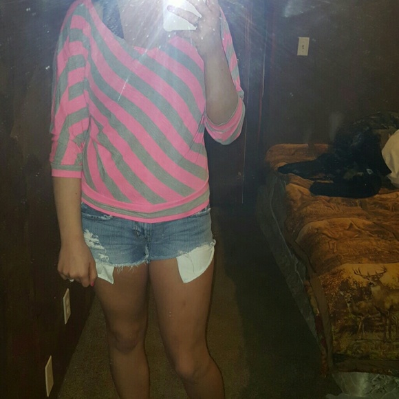 Flirty shirt - Picture 1 of 2