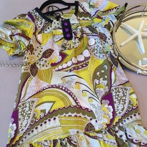 Floral print silk ruffle top.