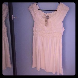NWT max Studio Ivory Juliet Top