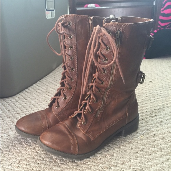 👢 Brown Combat Boots