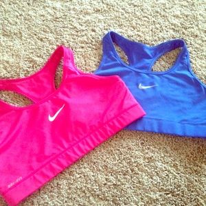 Nike sports bra