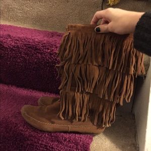 Suede fringe boots