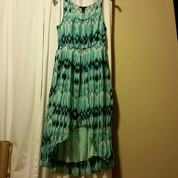 Hi Lo Dress ✨sold✨