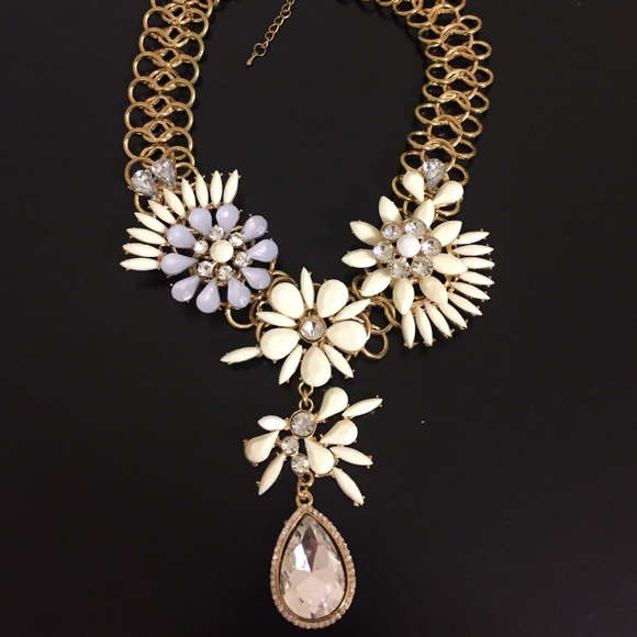 White Crystal Drop Flower Statement Necklace - image 1