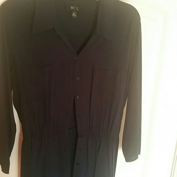 Dresses - Picture 3 of 4